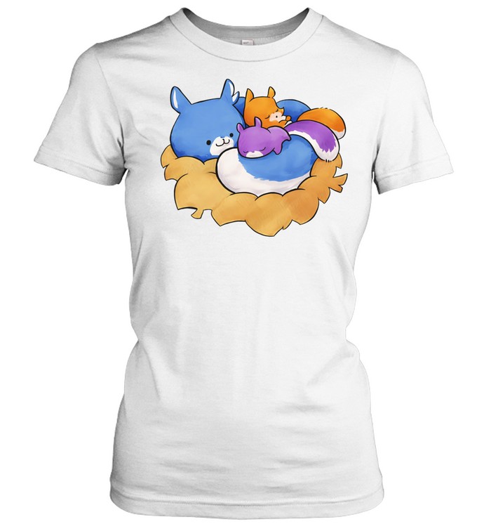Ma squirrel with kids relaxed Women T-Shirt